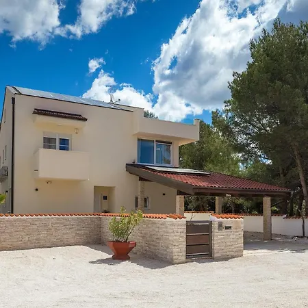 Allegra Istriana Holiday home